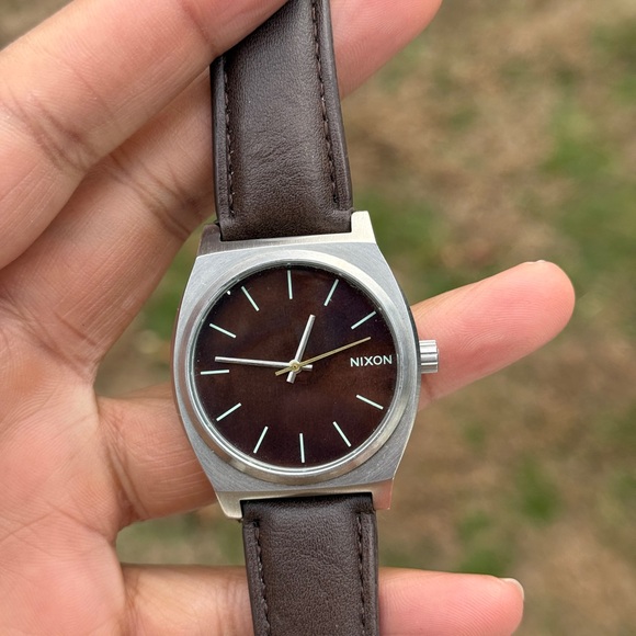 Nixon Brown Leather Strap Watch Mens